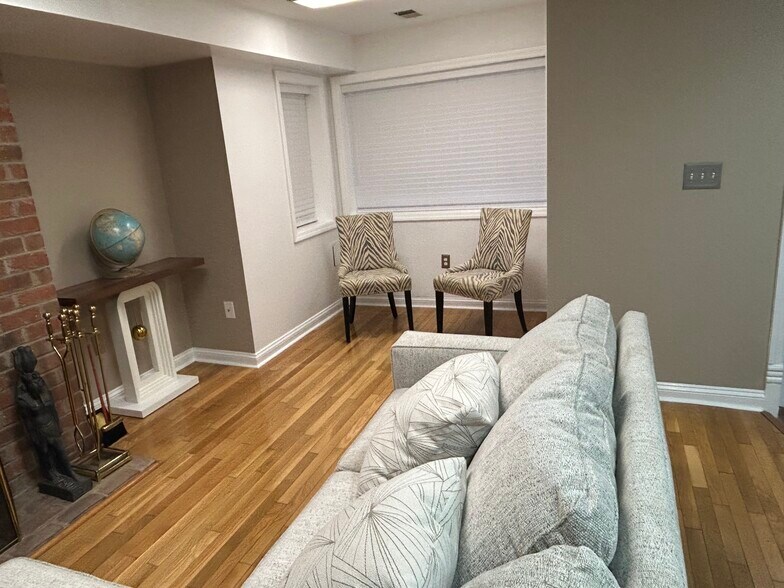 Building Photo - 1604 6th St NW