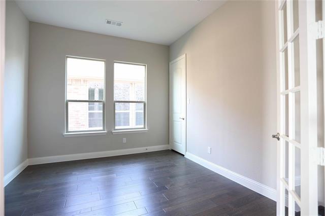 Building Photo - 4240 Brookstone Dr