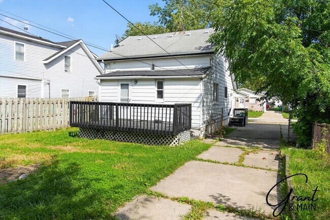 Building Photo - 21787 Nevada Ave