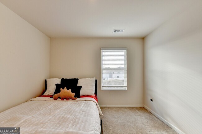Building Photo - 52 Brode Ln