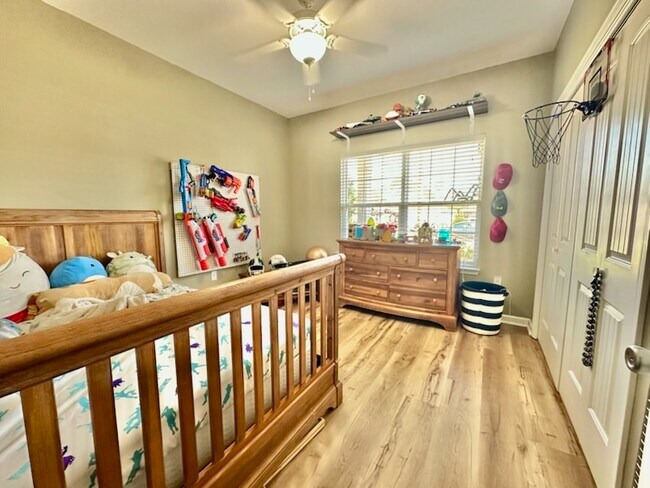 Building Photo - 349 Fir Ave