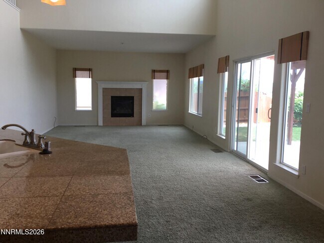 Building Photo - 3200 Cityview Terrace