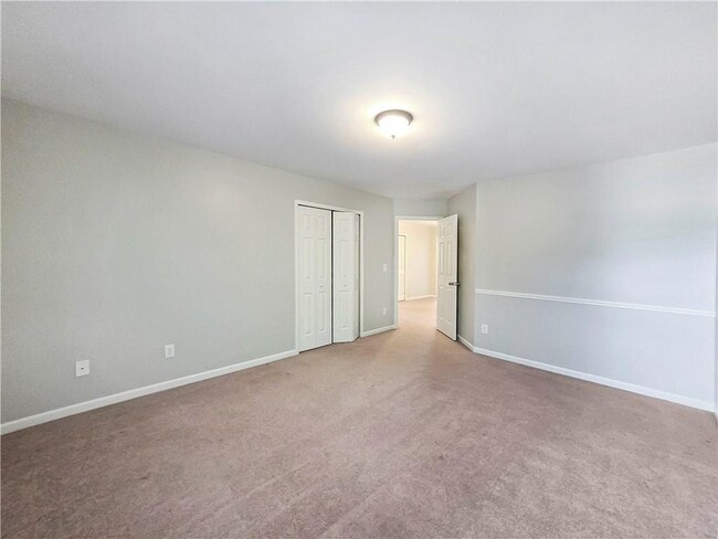 Building Photo - 5425 Fieldfreen Dr