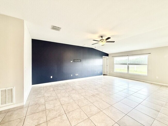 Building Photo - 17134 White Mangrove Dr