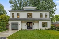 Building Photo - 8609 Woodbrook Ln