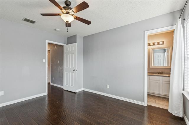 Building Photo - 5724 Giddyup Ln