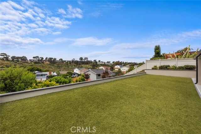 Building Photo - 33331 Ocean Hill Dr