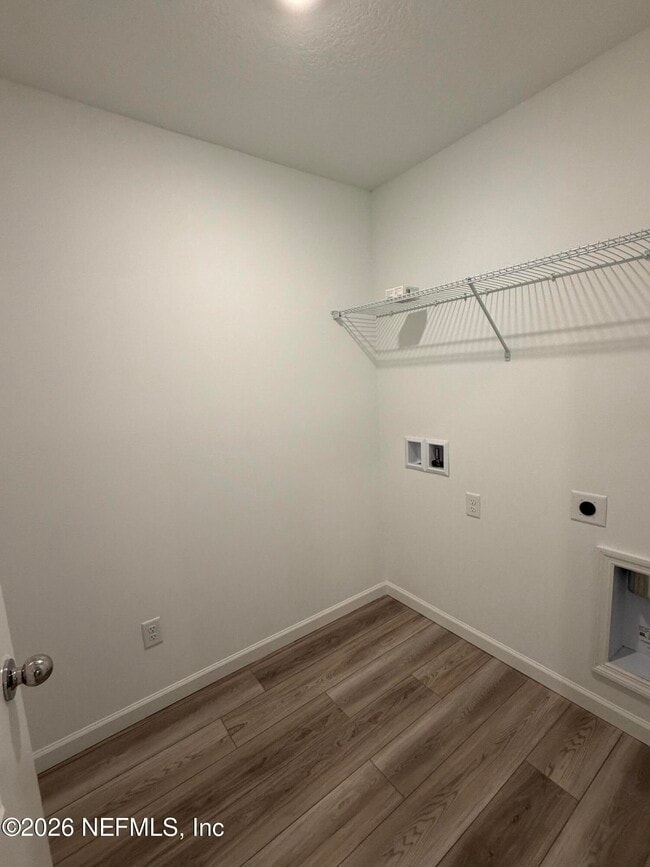 Building Photo - 3978 Mid Century St