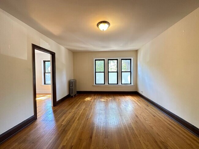 Building Photo - 3300 W Schubert Ave
