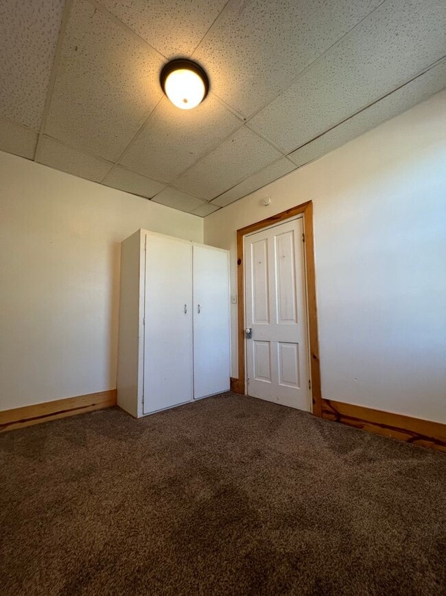 Building Photo - 2809 South Ave