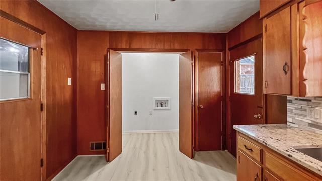 Building Photo - 2711 W Morton St