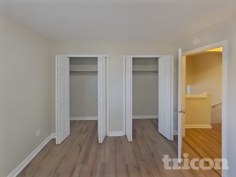 Building Photo - 1228 N Chelton Rd