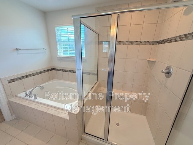Building Photo - 1524 Bailiff Ct SW
