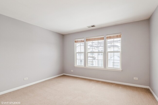 Building Photo - 3023 Nicklaus Ln