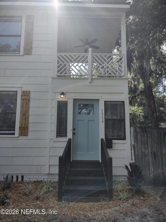 Building Photo - 1552 Naldo Ave