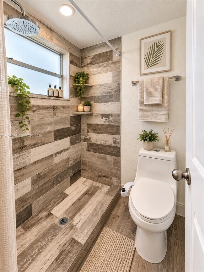 Building Photo - 9440 Poinciana Pl