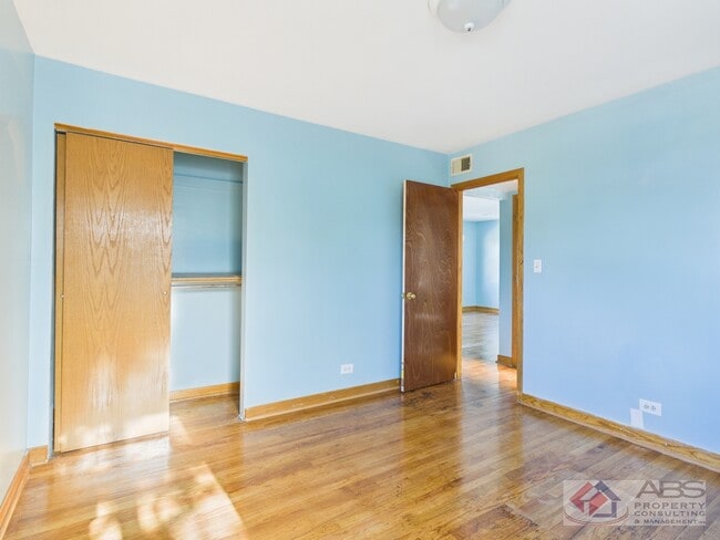 Building Photo - 755 Dulles Rd