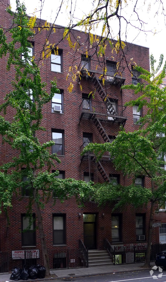328 E 55th St - 328 East 55th Street