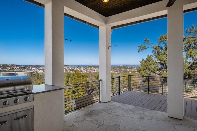 Building Photo - 16205 Coral Stone Way