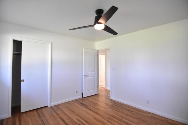 Building Photo - 1225 Melody Dr