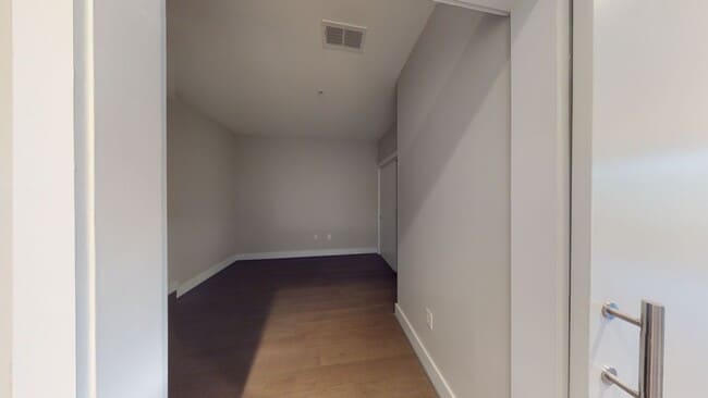 Building Photo - Capitol Hill-Modern & Sleek One Bedroom Plus Large Office Space, Parking Included, Pets Welcomed,...