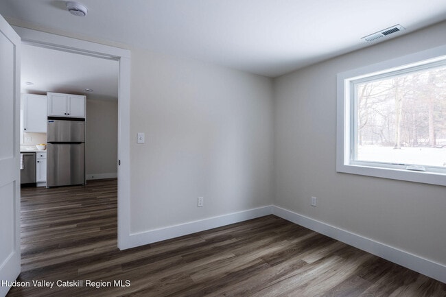 Building Photo - 3004 W Church St