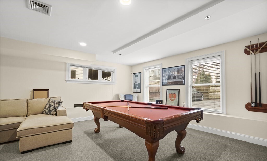 Building Photo - 8 Howell St