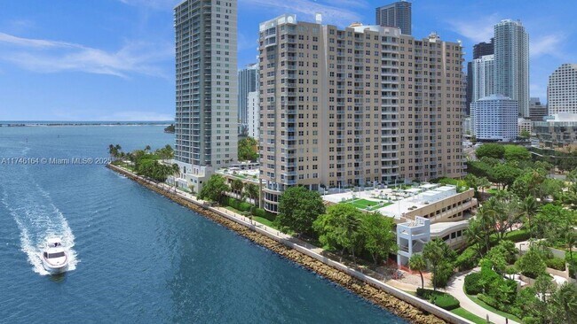 Building Photo - 770 Claughton Island Dr