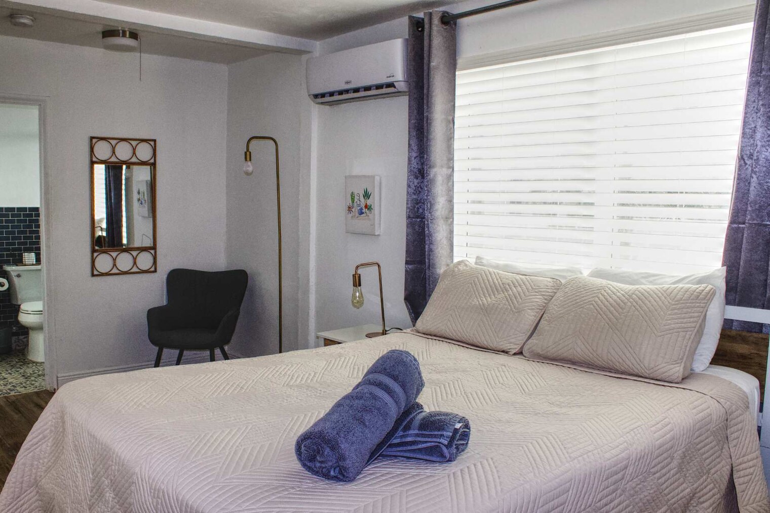 Building Photo - 329 Madison St