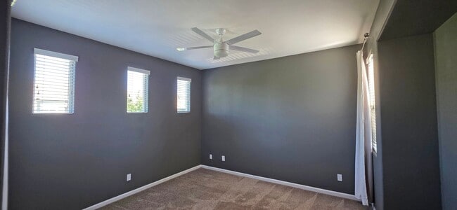 Building Photo - 4120 Beechcraft Way