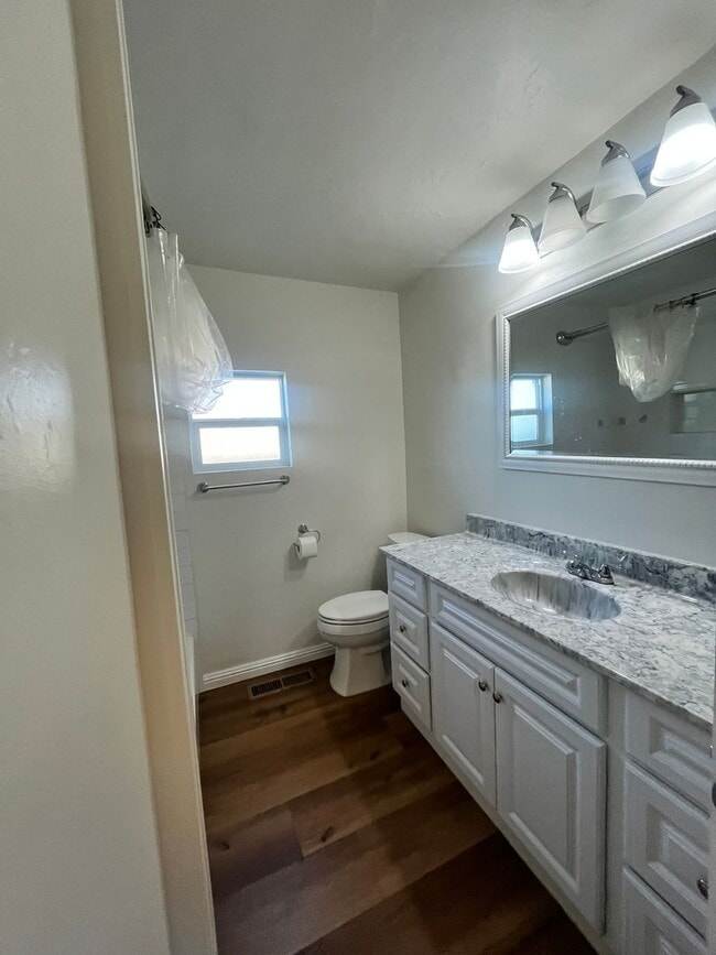 Building Photo - 620 N O St