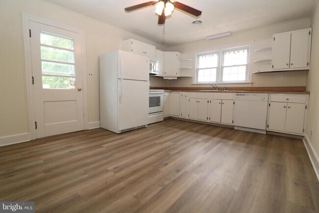 Building Photo - 111 Williamsville Rd