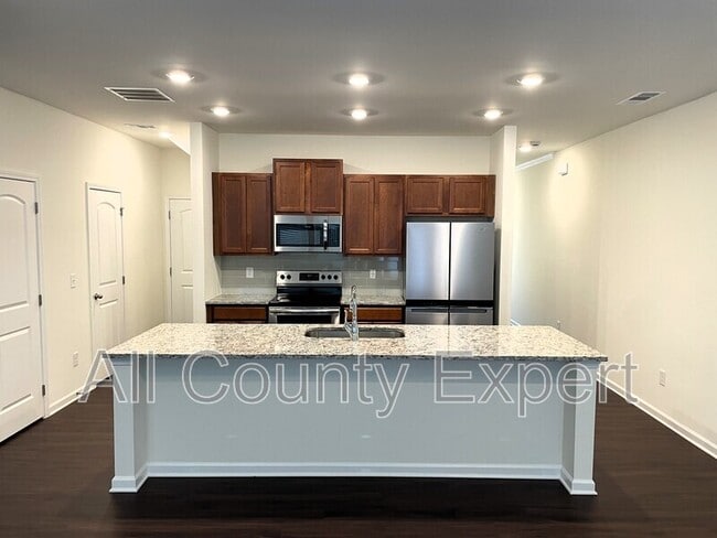Building Photo - 272 Whitetail Cir