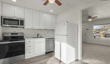 Building Photo - 1947 G St