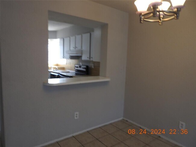 Building Photo - 6305 Westward St