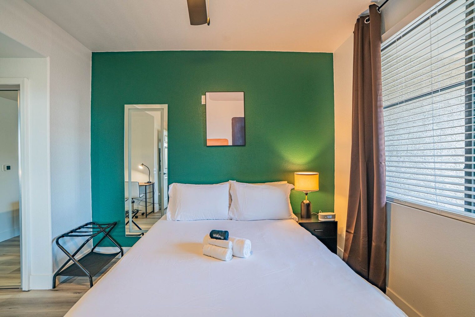 Building Photo - 6610 N 93rd Ave