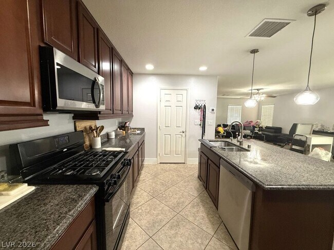 Building Photo - 9915 Pride Dance Ct