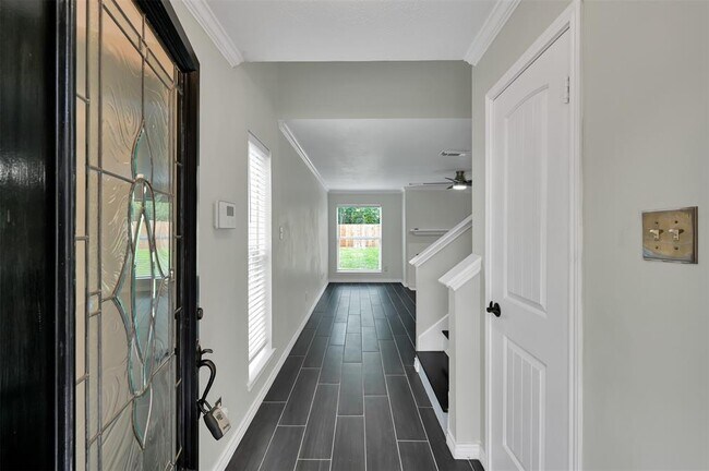 Building Photo - 12652 Pine Bush Dr