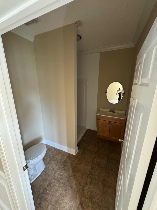 Building Photo - 28438 W Springside Dr