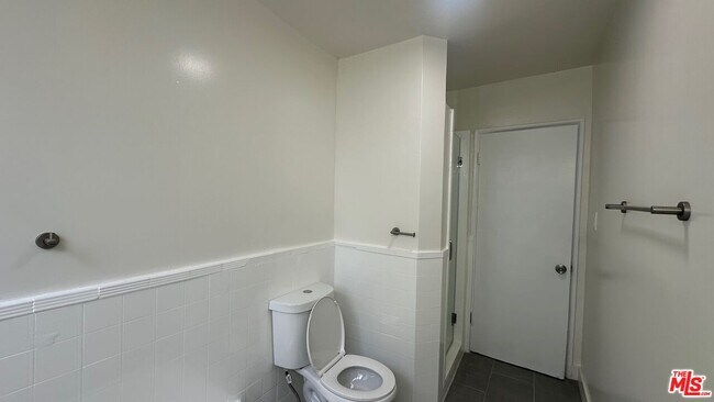 Building Photo - 3901 4th St