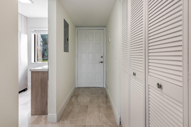 Building Photo - 4832 Esedra Ct
