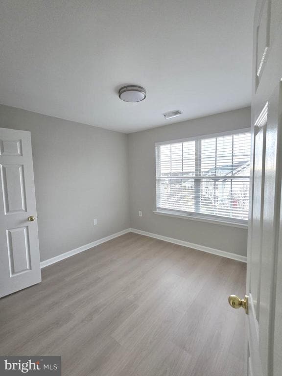 Building Photo - 676 McLeary Square SE