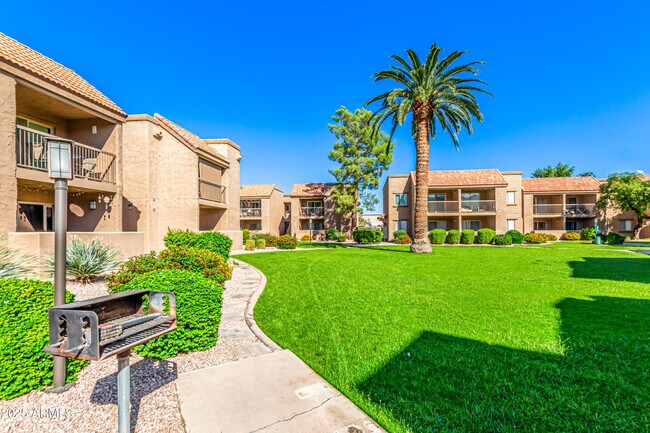Building Photo - 8256 E Arabian Trail