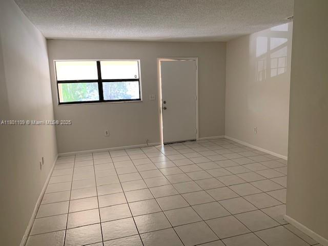Building Photo - 6460 SW 129th Pl