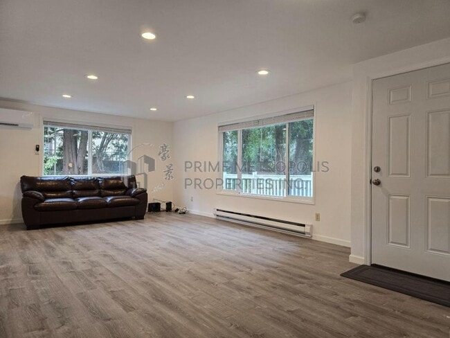 Building Photo - 12925 158th Ave SE