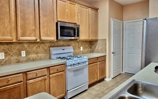 Building Photo - 12414 Jasmine Brook Ln