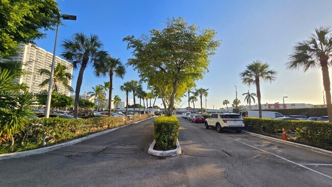 Building Photo - 1865 79th Street Causeway