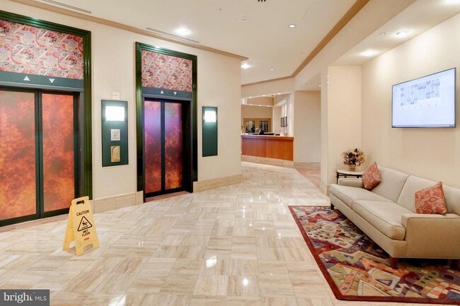 Building Photo - 3101 N Hampton Dr