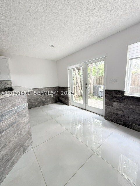 Building Photo - 11612 NW 50th Terrace