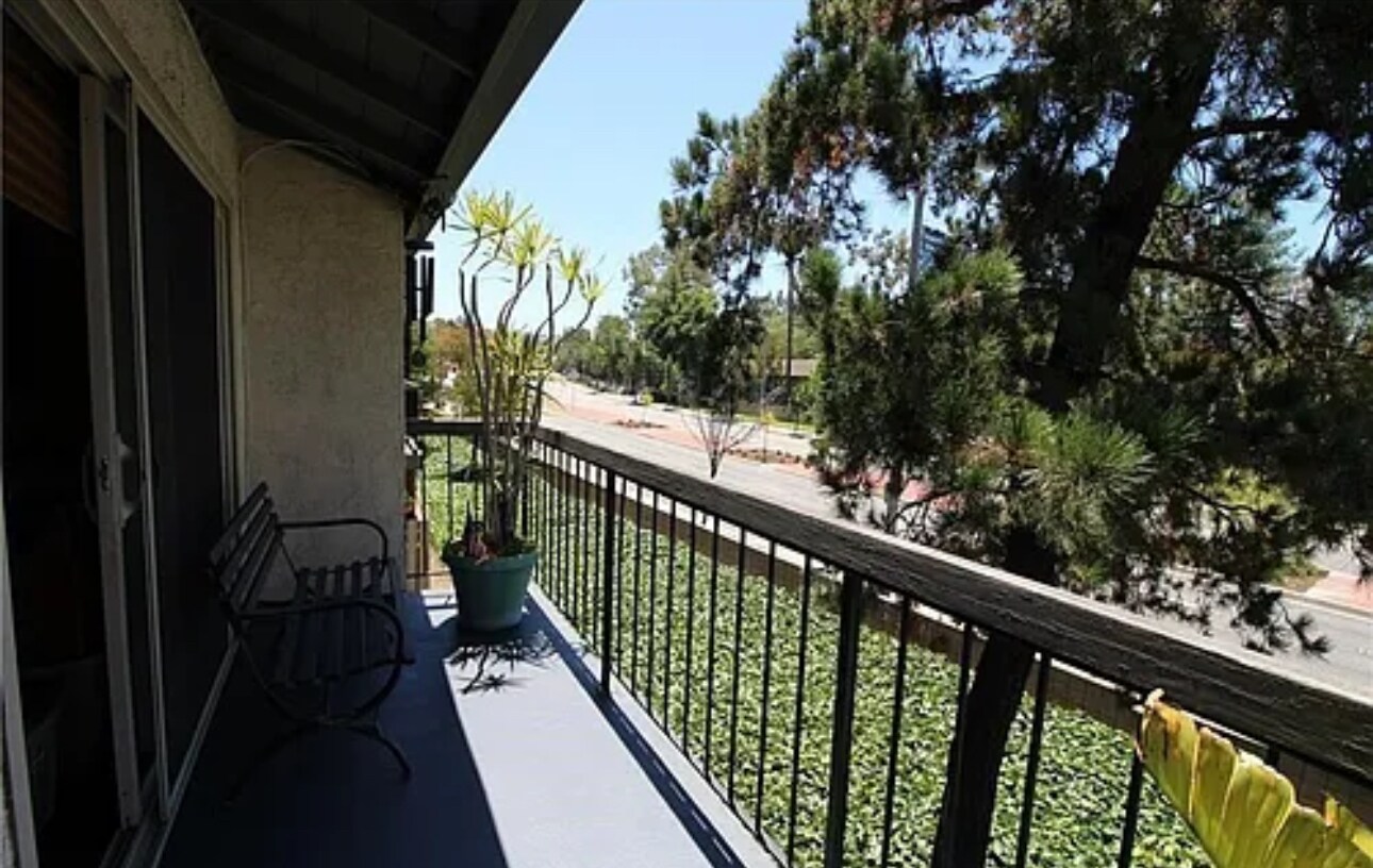 Building Photo - 2408 S Hacienda Blvd